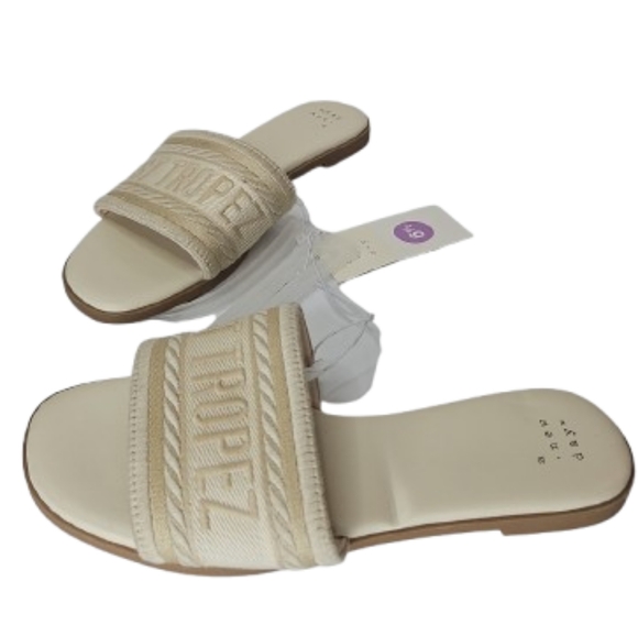 St Tropez Women’s Nat Slide Sandals Cream Luxurious Sandals A New Day Size 6.5 - Picture 1 of 16